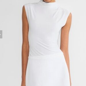 NWT Aritzia Botanist Tank